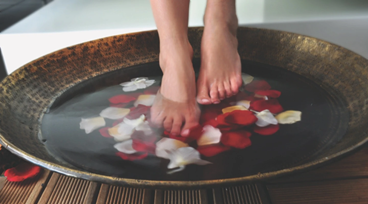 Pedicure without polish