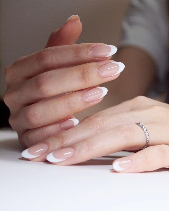 French gel manicure