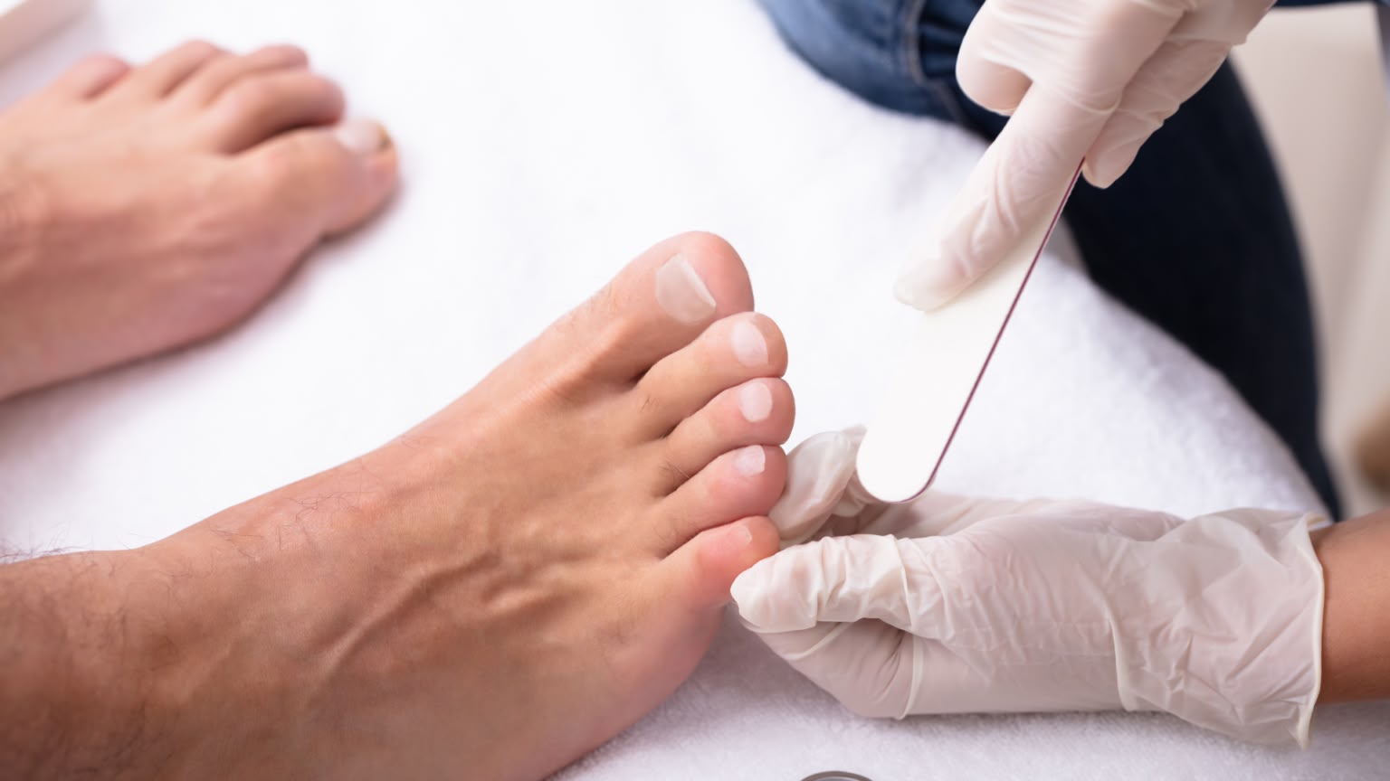 Men's pedicure